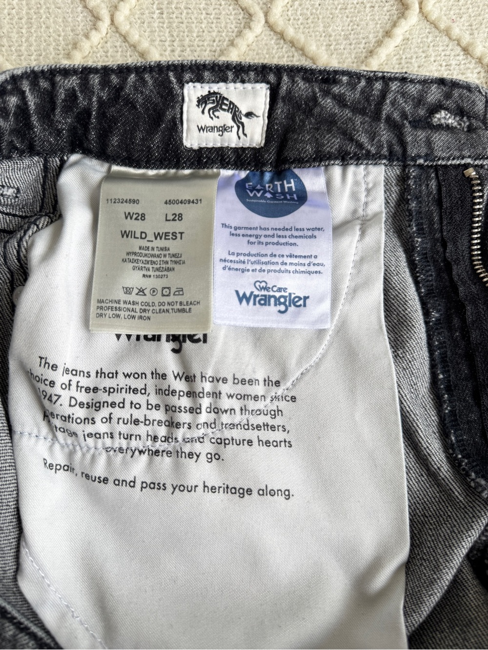 Wrangler Wild West High Rise Straight Leg Distressed Gray Jeans W28 L28 - Picture 2 of 10